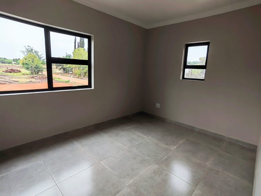 3 Bedroom Property for Sale in Van Der Hoff Park North West
